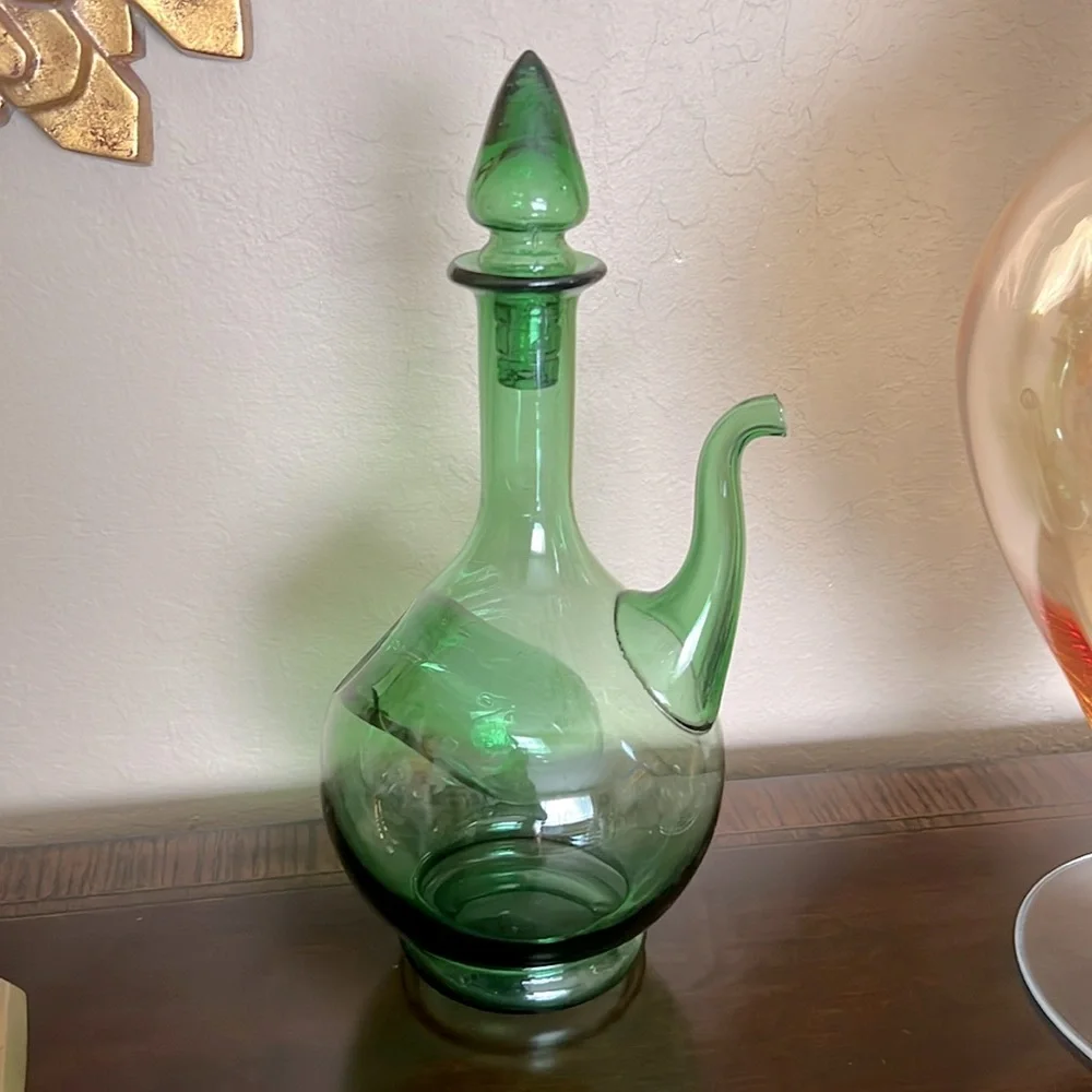 Vintage Italian Green Glass Wine Decanter Ice Chamber Chiller Stopper Hand Blown